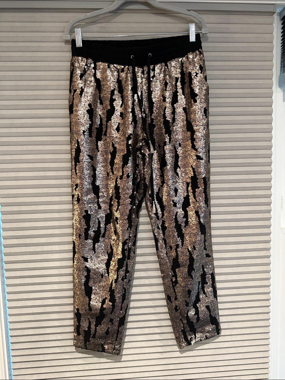 New Anthropology Hei Hei Sequin Track Pants in Black and Gold - size S